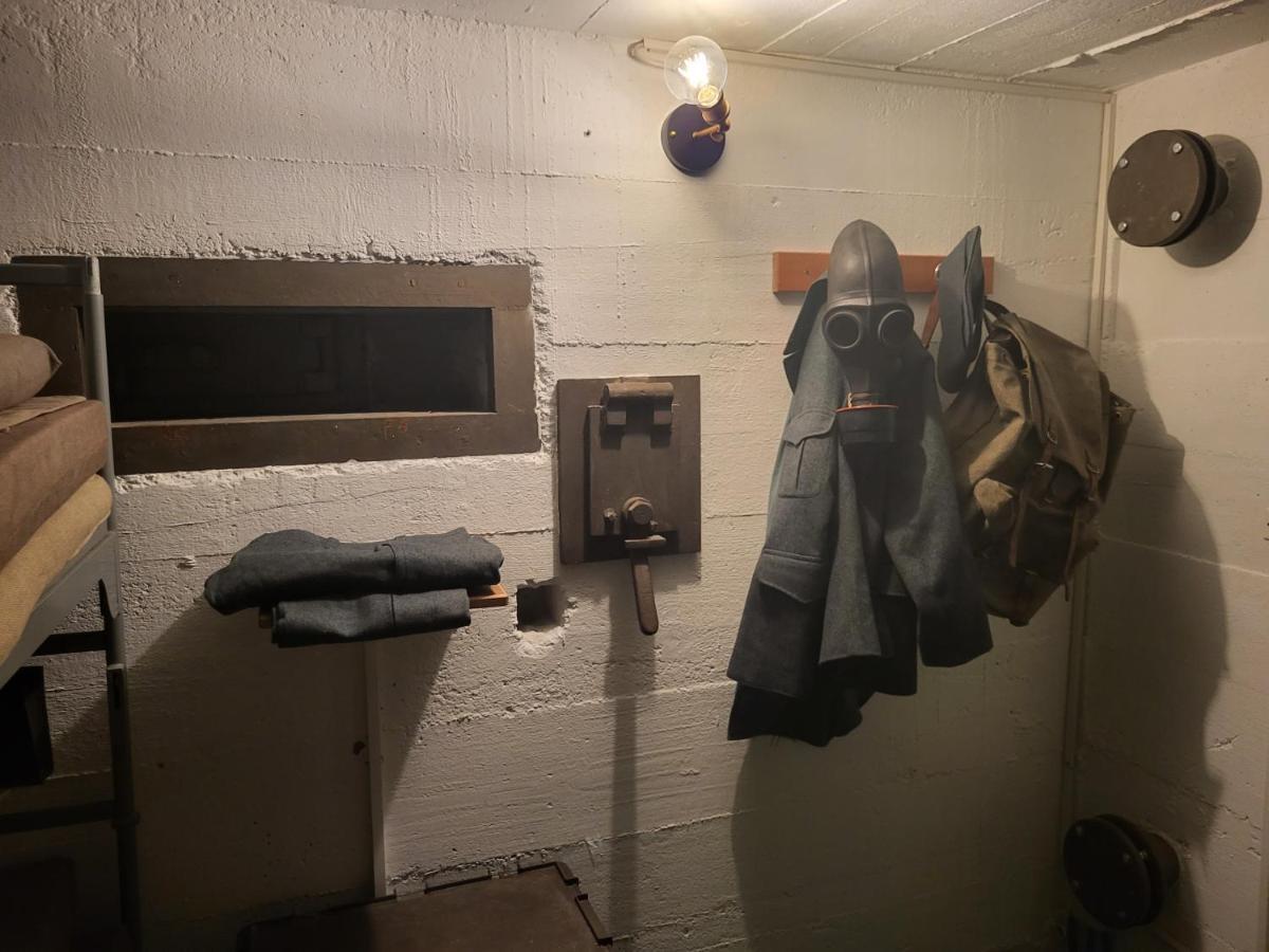 St. Margrethen Swiss Army Camping Night / Militaerbunker מראה חיצוני תמונה