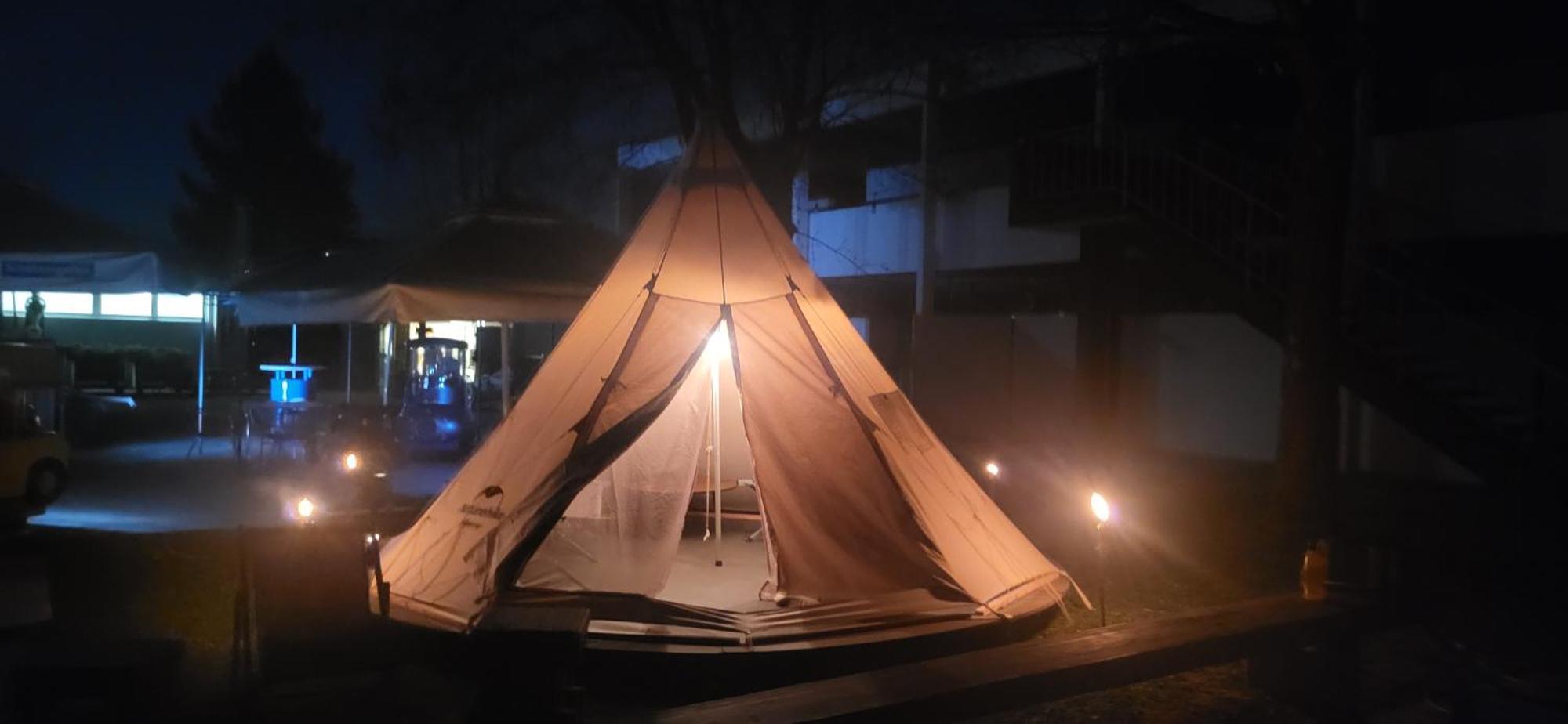 St. Margrethen Swiss Army Camping Night / Militaerbunker מראה חיצוני תמונה